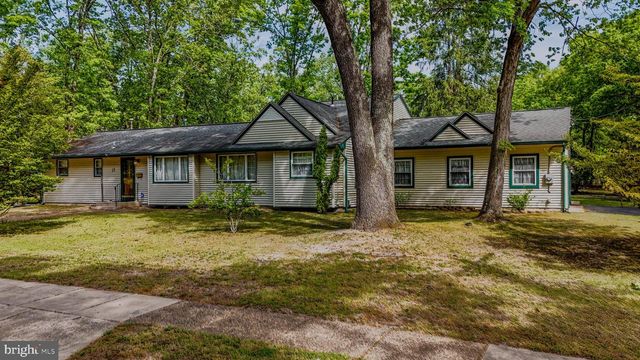 13 NORTHGATE DR, Voorhees, NJ 08043