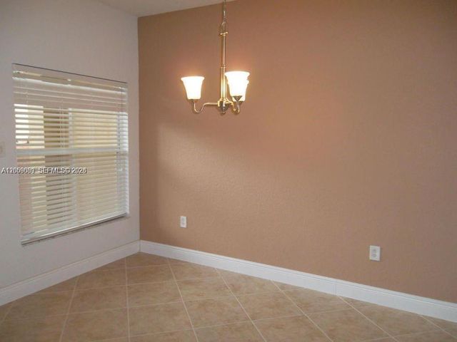 208 Lake Monterey Cir, Boynton Beach, FL 33426