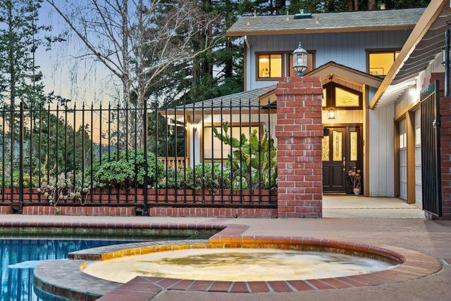 350 Aurora Road, Soquel, CA 95073