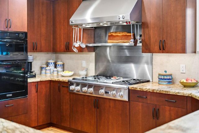 350 Aurora Road, Soquel, CA 95073