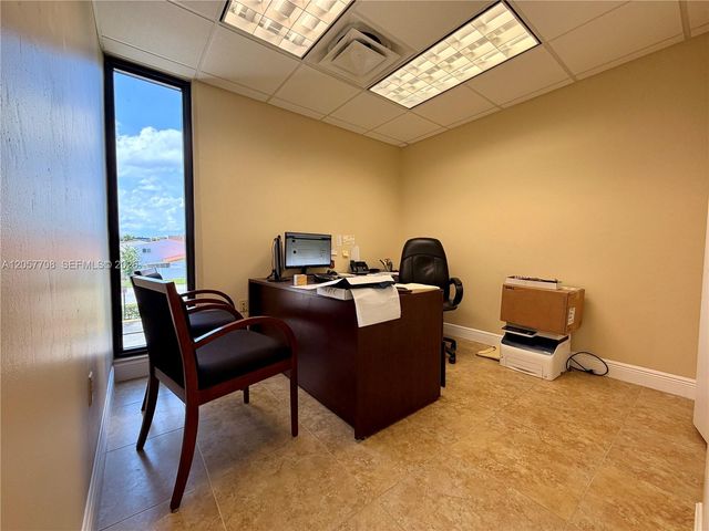 344 W 65th Street 202, Hialeah, FL 33012
