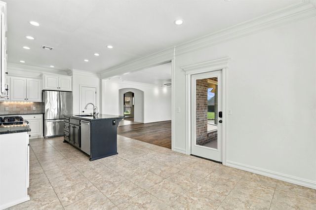 8153 N 51st Street East E, Sperry, OK 74073