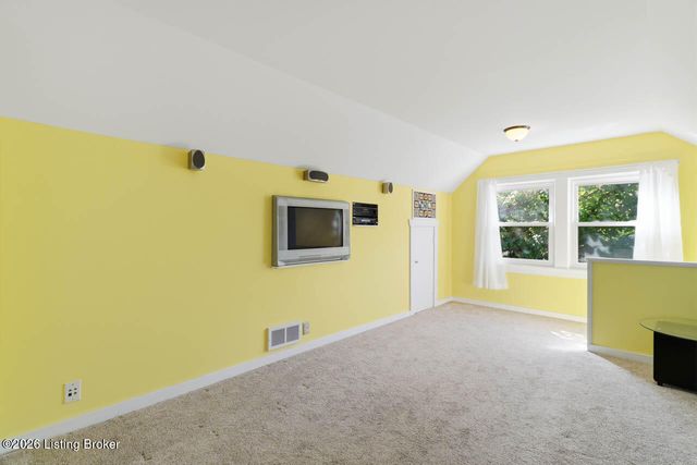 243 Fairfax Ave, Louisville, KY 40207