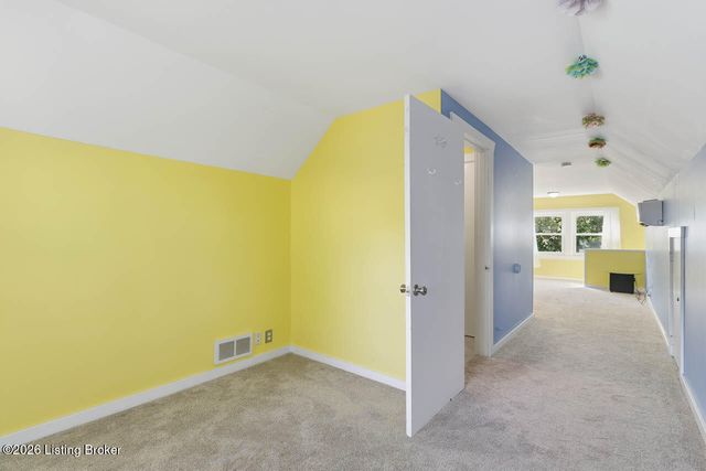 243 Fairfax Ave, Louisville, KY 40207