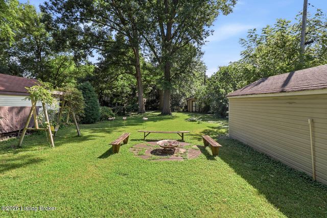 243 Fairfax Ave, Louisville, KY 40207
