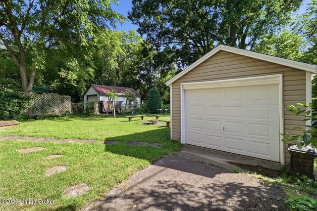 243 Fairfax Ave, Louisville, KY 40207