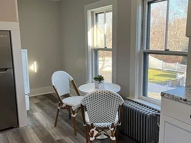 35 Lincoln Ave B, Marblehead, MA 01945