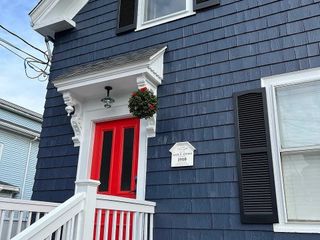 35 Lincoln Ave B, Marblehead, MA 01945