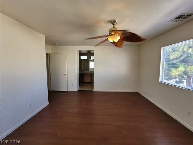 1290 HAZEL TREE Court, Las Vegas, NV 89142