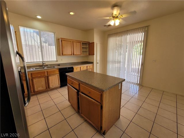 1290 HAZEL TREE Court, Las Vegas, NV 89142