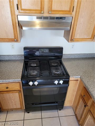 1290 HAZEL TREE Court, Las Vegas, NV 89142