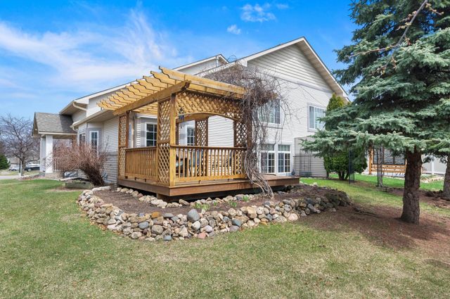 66 Meadowlark Drive, Hudson, WI 54016