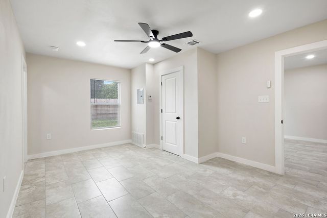 306 WESTMORELAND DR, San Antonio, TX 78213