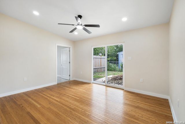 306 WESTMORELAND DR, San Antonio, TX 78213