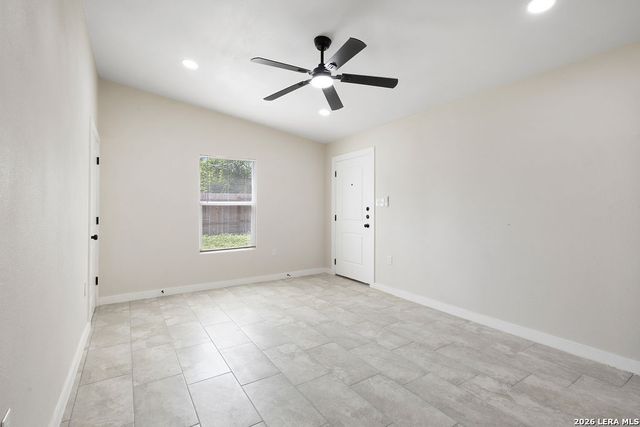 306 WESTMORELAND DR, San Antonio, TX 78213