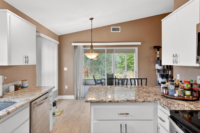 203 ASHLEY LOOP, Davenport, FL 33837