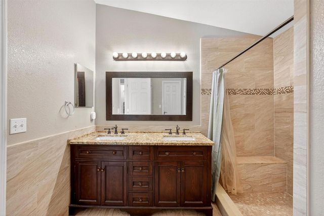 203 ASHLEY LOOP, Davenport, FL 33837