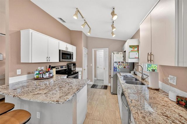 203 ASHLEY LOOP, Davenport, FL 33837