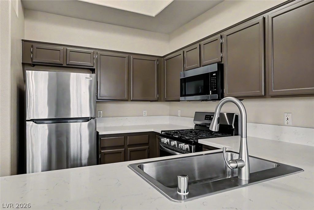 700 Carnegie Street 412, Henderson, NV 89052 — photo 3
