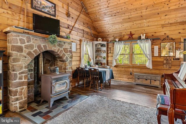 491 SHEEP HILL RD, Newmanstown, PA 17073