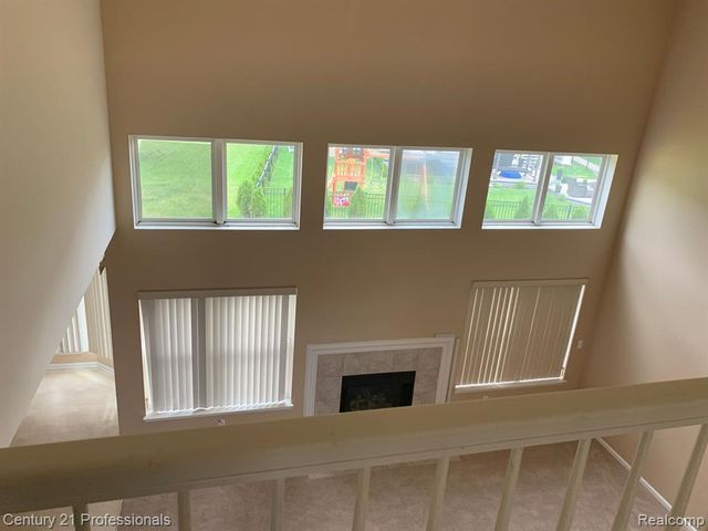 15140 Rivercrest Drive, Sterling Heights, MI 48312