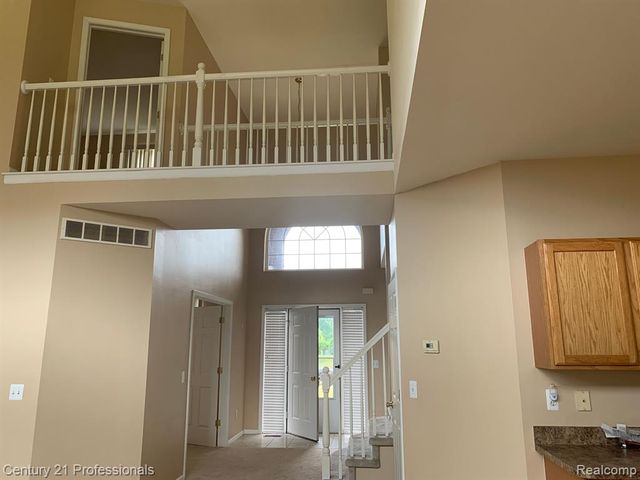 15140 Rivercrest Drive, Sterling Heights, MI 48312