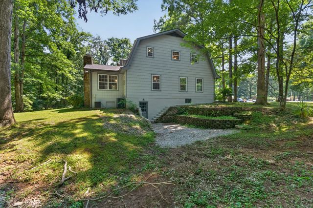 466 Willow Oak Dr, Winchester, TN 37398