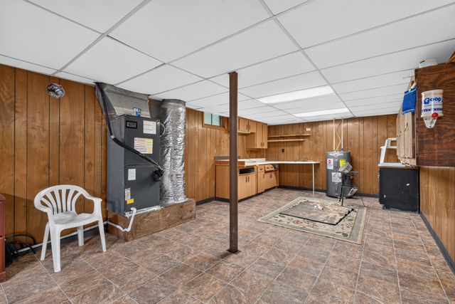 466 Willow Oak Dr, Winchester, TN 37398