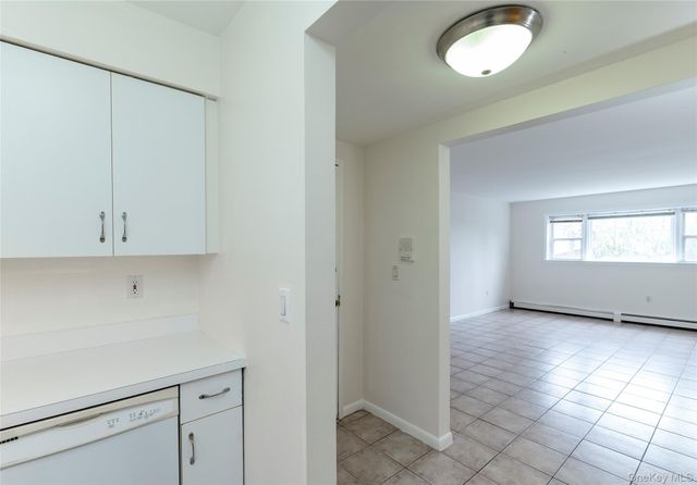 100 DOWD Street C8, Haverstraw, NY 10927