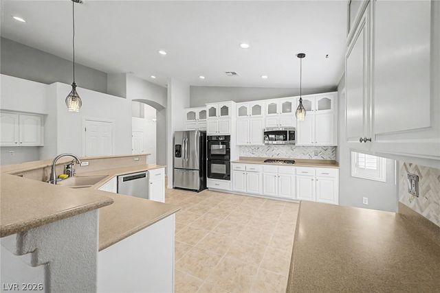 2703 Tercel Way, North Las Vegas, NV 89084