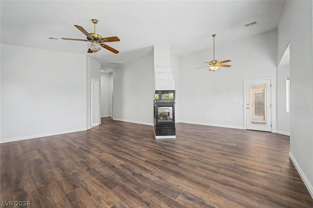 2703 Tercel Way, North Las Vegas, NV 89084