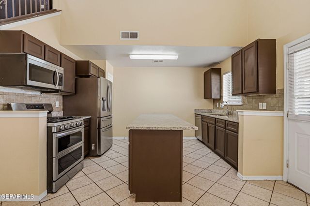 2341 JASMINE ALI Lane, El Paso, TX 79938