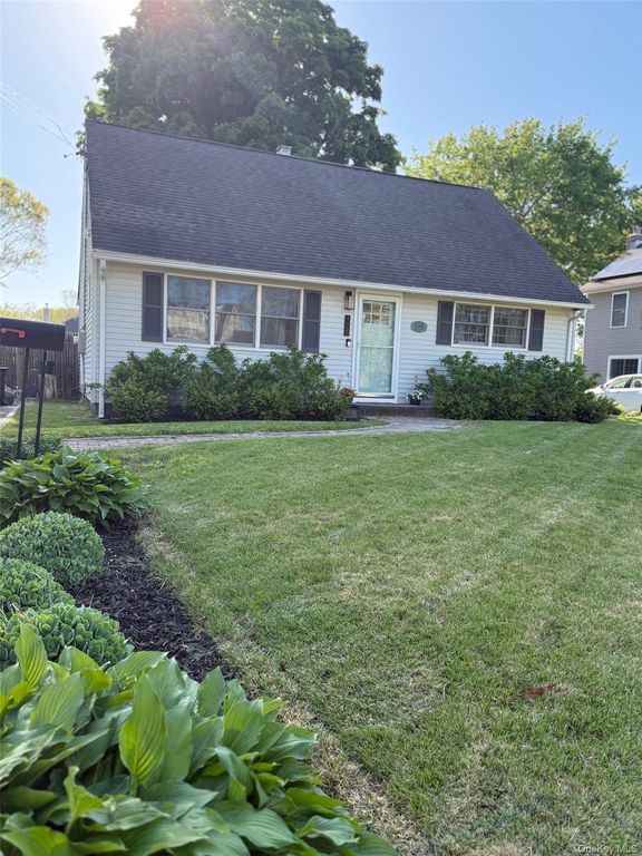 175 Noel Drive, Centereach, NY 11720