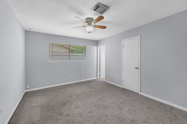 2012 Isla Drive, Pearland, TX 77581