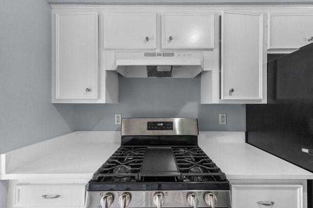 2012 Isla Drive, Pearland, TX 77581
