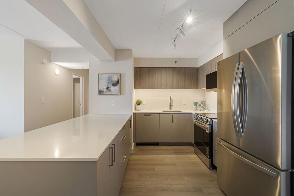 Image 4 of property listing at 2460 Peachtree Road NE 201, Atlanta, GA 30305