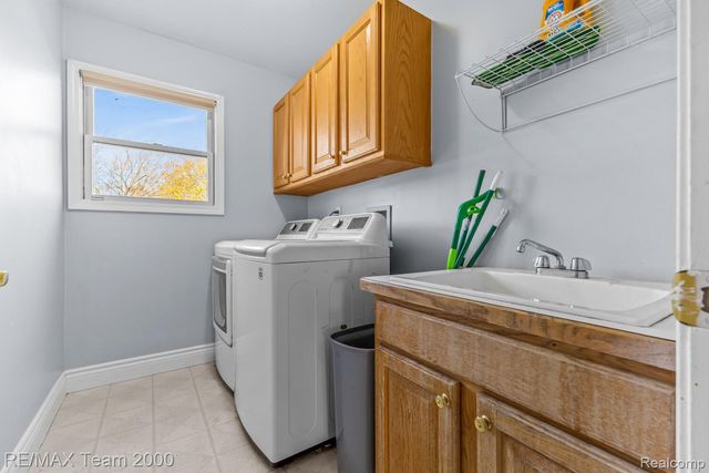 18377 Huron River Drive, Brownstown Charter Township, MI 48173