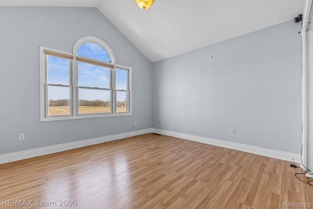 18377 Huron River Drive, Brownstown Charter Township, MI 48173