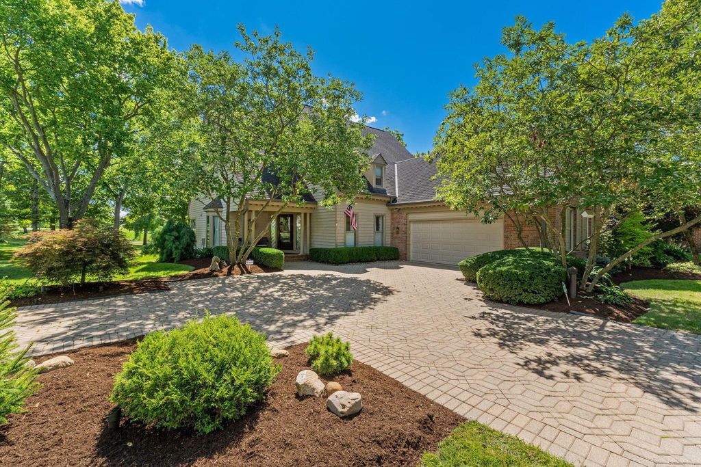 9867 Gleneagle Place, Powell, OH 43065