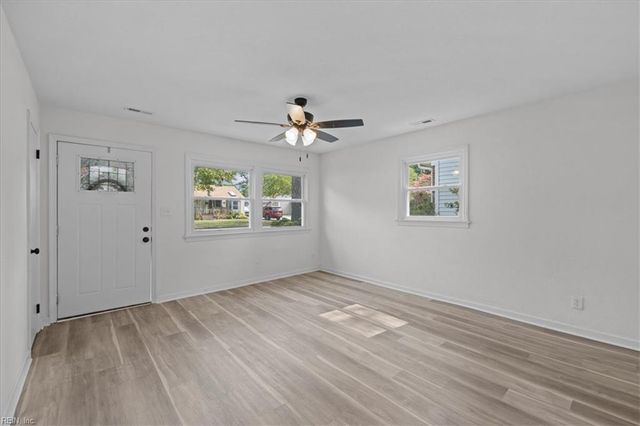 6533 Cabot AVE, Norfolk, VA 23502