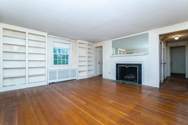 2075 Washington St, Canton, MA 02021