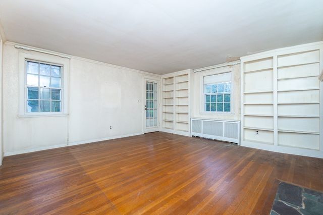 2075 Washington St, Canton, MA 02021
