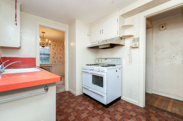 2075 Washington St, Canton, MA 02021