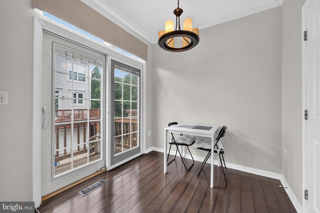 932 HARRISON CIR, Alexandria, VA 22304