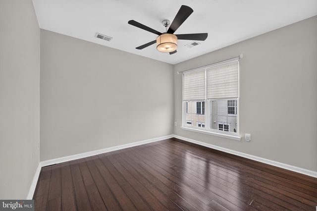 932 HARRISON CIR, Alexandria, VA 22304