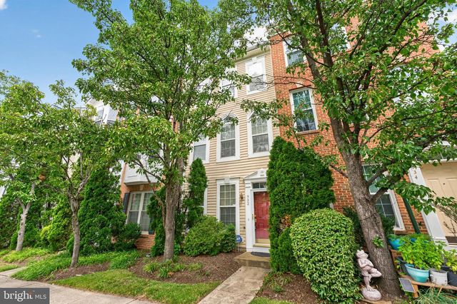 932 HARRISON CIR, Alexandria, VA 22304