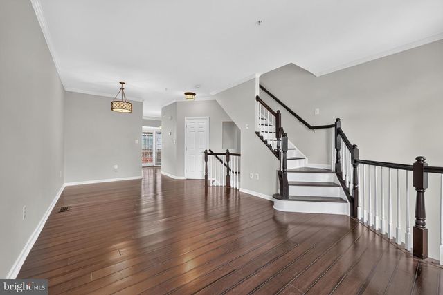 932 HARRISON CIR, Alexandria, VA 22304
