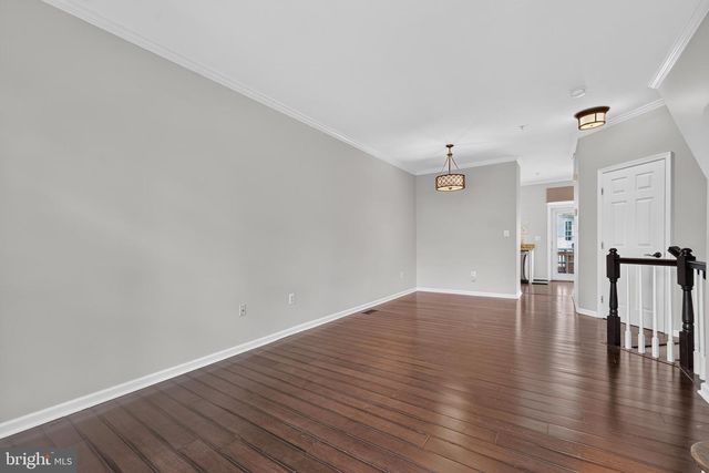 932 HARRISON CIR, Alexandria, VA 22304