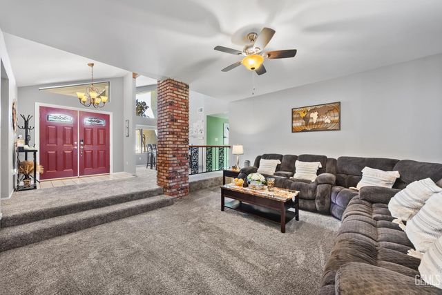 2908 Judd Court, Bakersfield, CA 93306