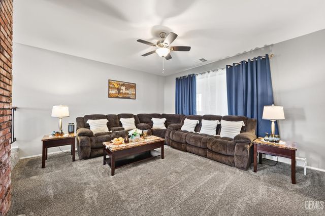 2908 Judd Court, Bakersfield, CA 93306